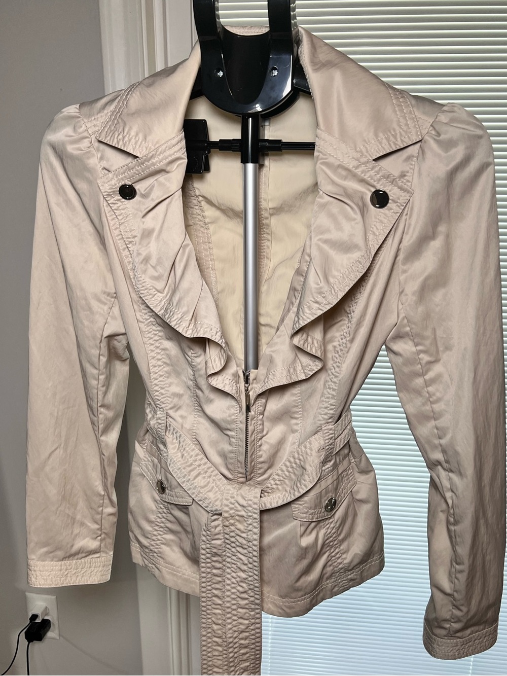 White House Black Market Women's Beige Ruffle-Trim Belted Jacket